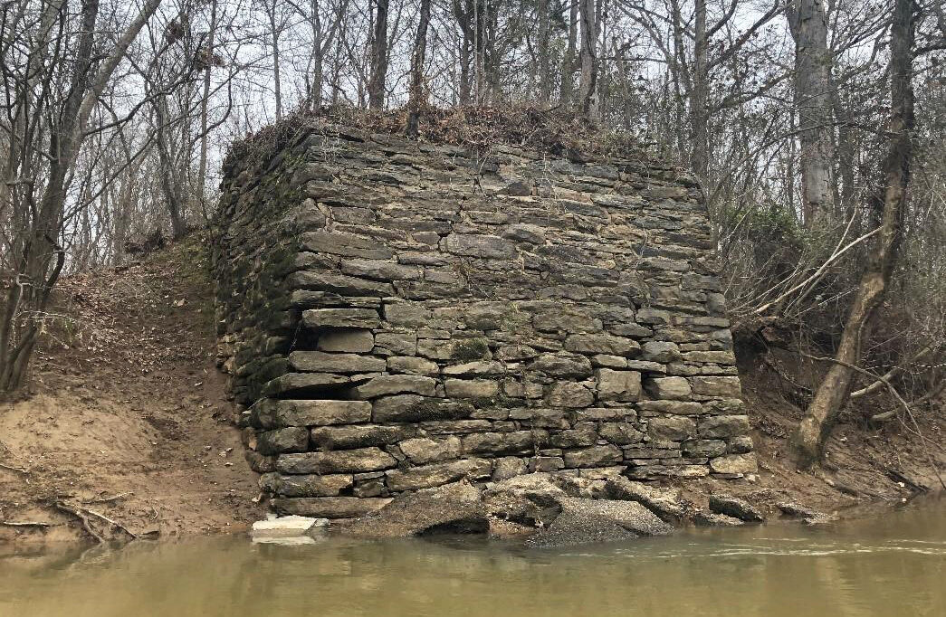 Bridge remnant on the Appomattox River